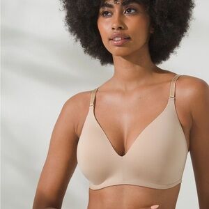Soma Vanishing 360 Wireless Bra, Nude Color, Size 42DD.
